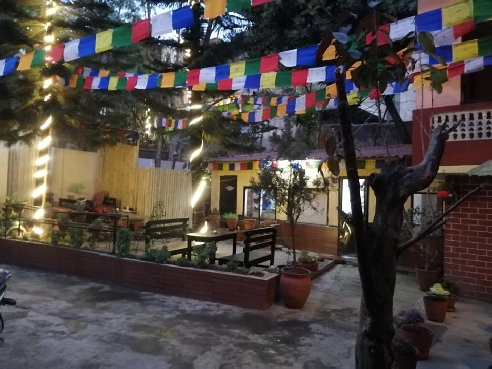 Nirvana Green Peace Home Kathmandu Buitenkant foto