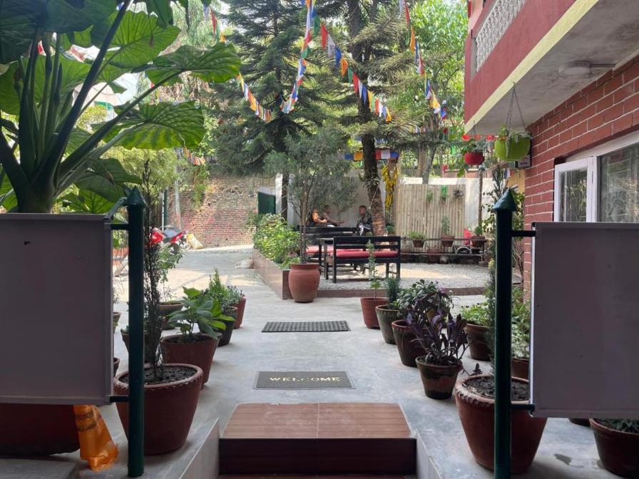 Nirvana Green Peace Home Kathmandu Buitenkant foto