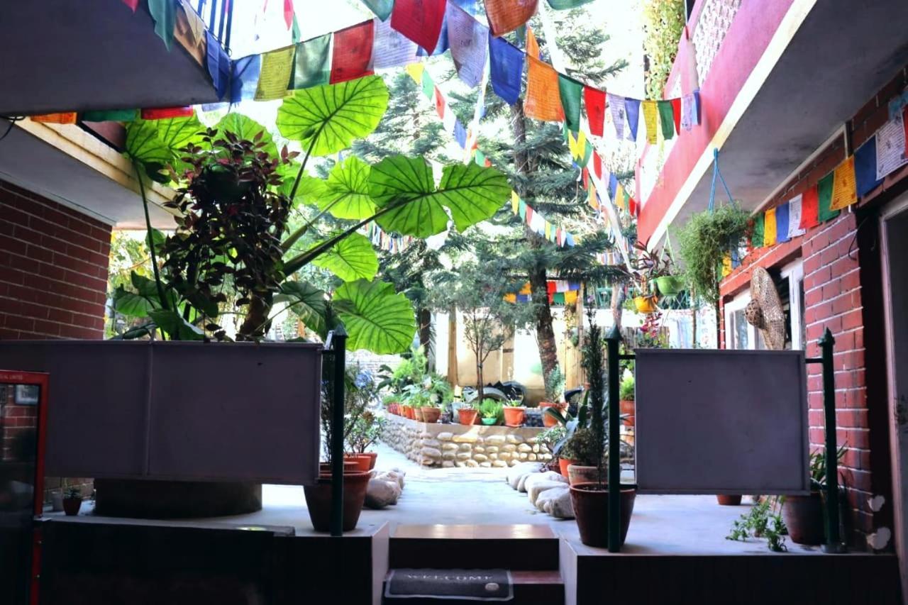 Nirvana Green Peace Home Kathmandu Buitenkant foto