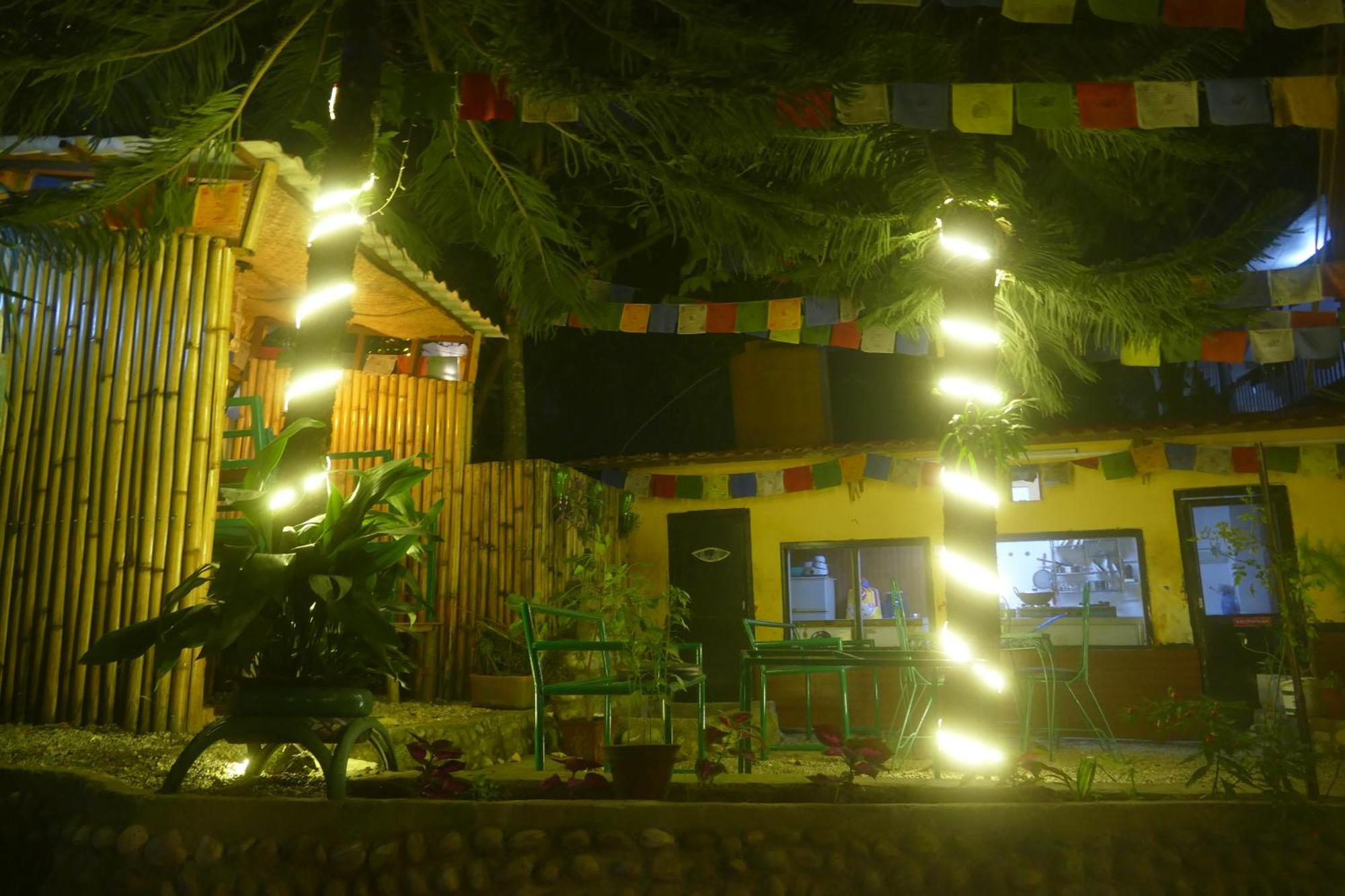Nirvana Green Peace Home Kathmandu Buitenkant foto
